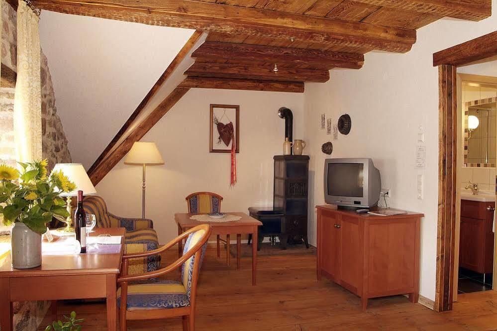 Historisches Genusshotel Loewen Schopfheim Exterior photo