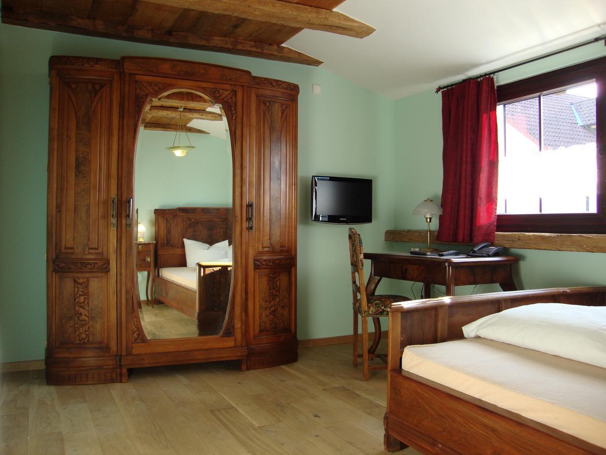 Historisches Genusshotel Loewen Schopfheim Exterior photo